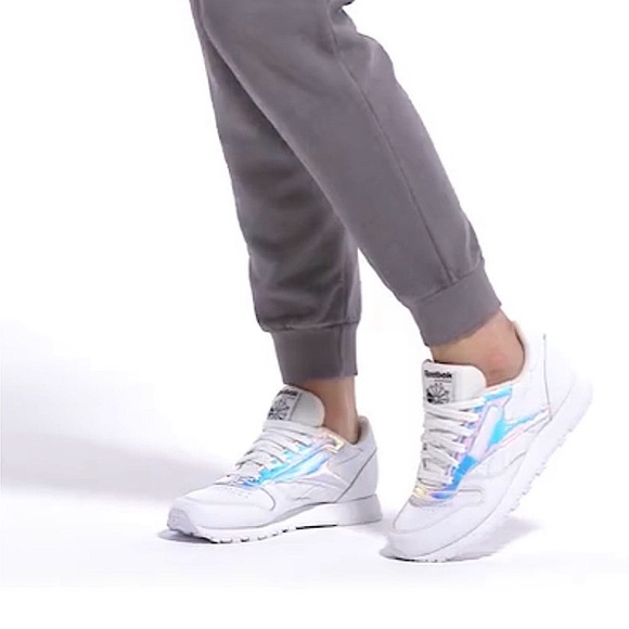 Reebok Classic Leather Sneakers - Picture 14 of 14